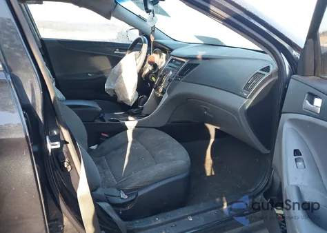 2013 Hyundai Sonata Gls z USA, uszkodzony, nr VIN 5NPEB4AC0DH605063